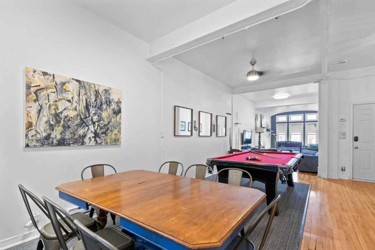 Apartamento Lofty Urban Duplex Two Story Getaway Montreal